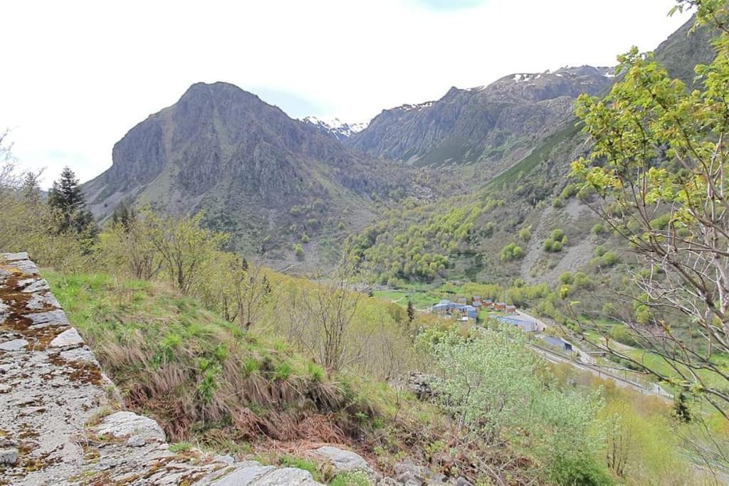 6b Dans Les Pyrenees Proche D'andorre Chalet *