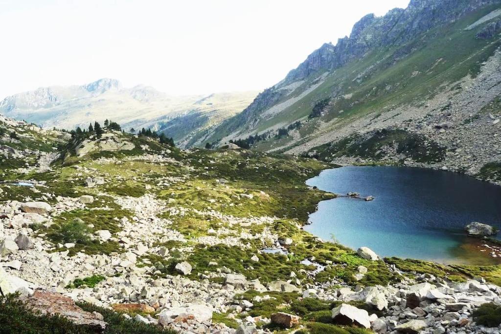 6b Dans Les Pyrenees Proche D'andorre Chalet