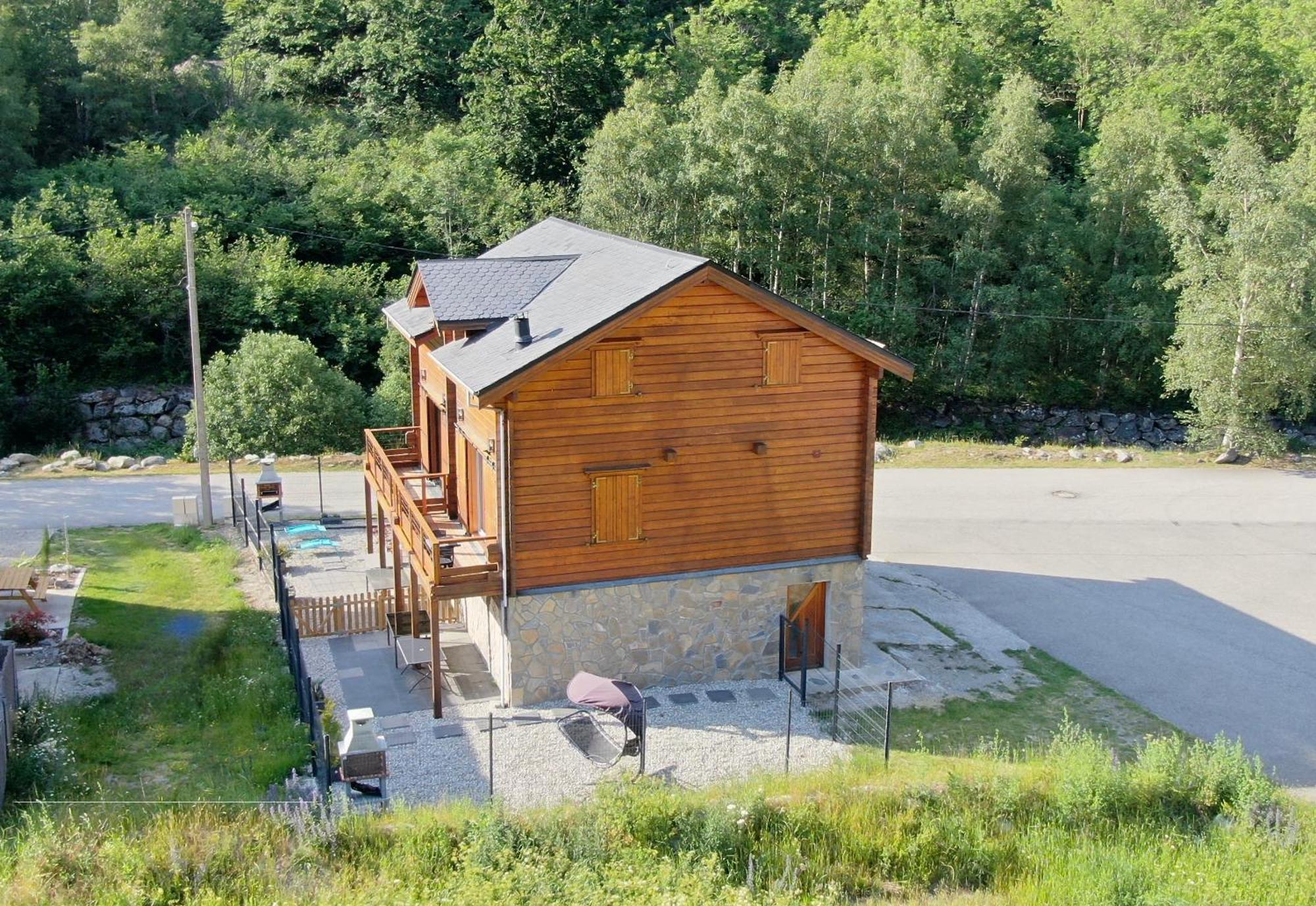 6b Dans Les Pyrenees Proche D'andorre Chalet *